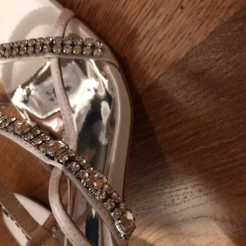 Badgley Mischka very elegant